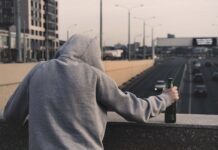Alkoholizm – przyczyny, objawy i skutki alkoholizm